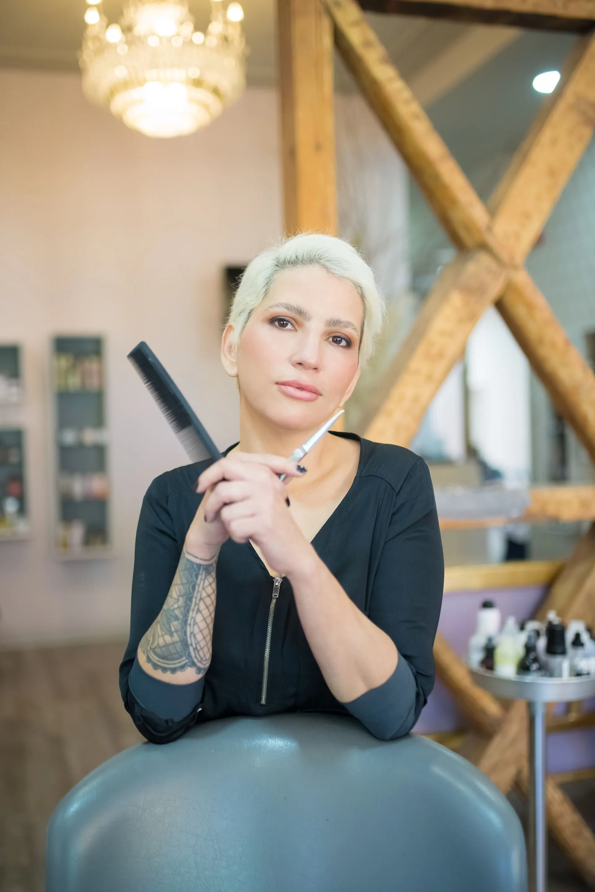 Noor, eigenaar van Salon Zeewind