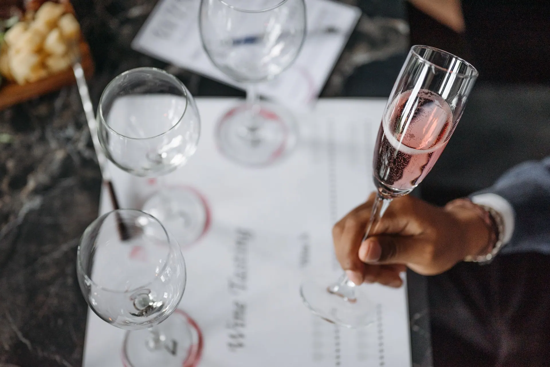 Proeven van een rosé